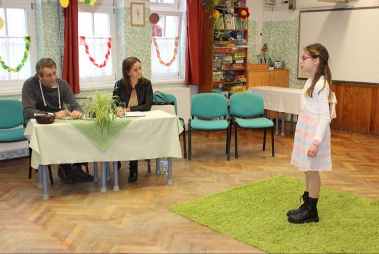 Gazdag Erzsi vers- �s mesemond� verseny